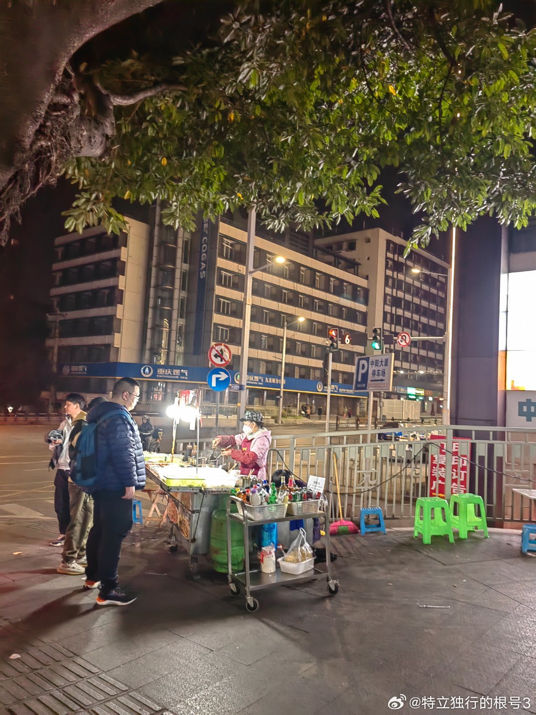 深夜忙最新,深夜忙最新，科技重塑生活，体验未来智能魅力