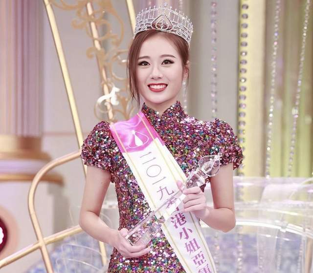最新港姐科技产品亮相，科技与美丽的完美结合