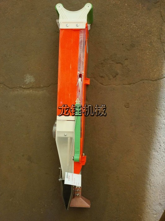 科技助力农业高效种植，最新手动玉米点播器介绍